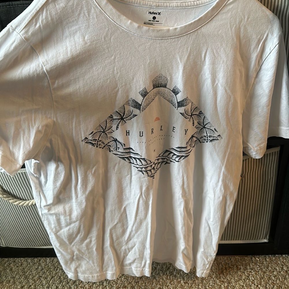 Hurley T-shirt